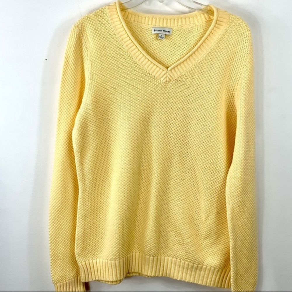 Studio Works Yellow Knit Sweater L‎